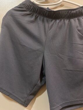 Men's Athletic Mesh Shorts in Gray - Performance Training